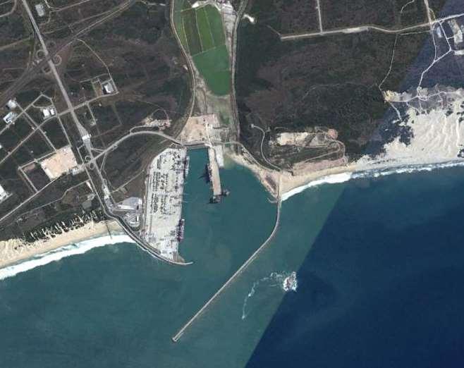 LNG Terminal Siting Port of Ngqura (Coega) LNG terminal LNGC- FSRU