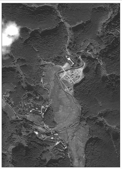 ERSEC conference proceeding Figure 3: Detail from IKONOS satellite, showing a village in the NNNR (European Space Imaging, 2008) Summarising the data processing procedure, a common data base for the