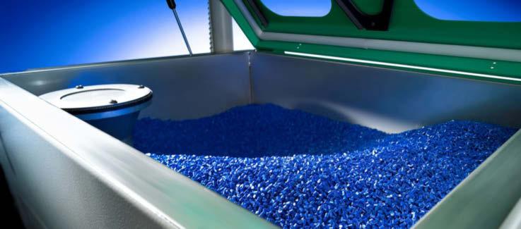 Know-how 2 ARBURG has well-founded expertise and special technical equipment in the following areas: Optimum efficiency: combined drying and transporting of granulate.