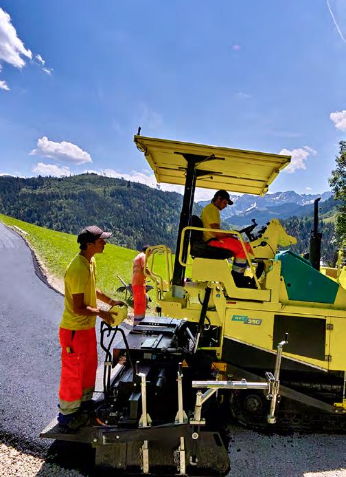 Laying low-temperature asphalt The differences of the technologies becomes apparent during laying : The laying behaviour changes depending on the low-temperature technology applied.
