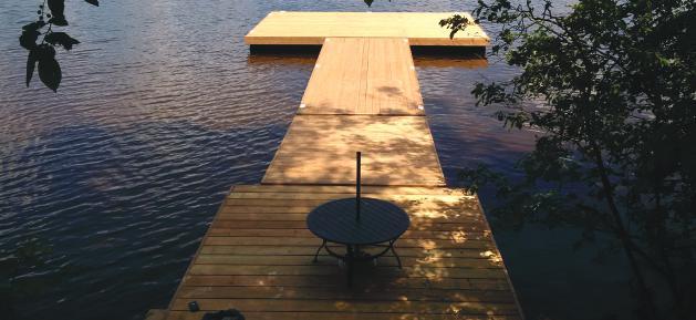 Our years of experience allow us to quickly assess, quote and install your dock, regardless of your shoreline type.