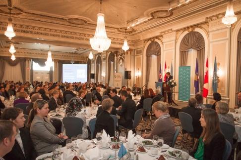 70 th Anniversary Global Citizens Dinner Honouring Terry Hui President & CEO, Concord Pacific Group UNA-Canada is pleased to announce Terry Hui, President & CEO of Concord Pacific Group, as our 70 th