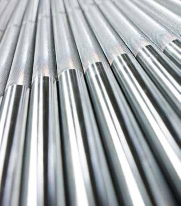 32 VALUE-ADDED BAR PRODUCTS Cromax Hard-chrome plated bars Cromax 280X Cromax 280X is based on a low carbon, microalloyed steel combining high strength with excellent machinability and weldability.