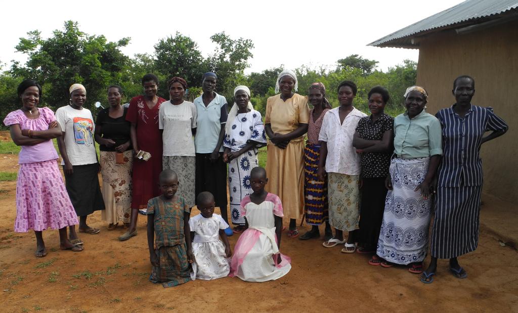 Community Saving and Loaning Groups in Siaya, Kenya Beyond Carbon, Kenya 2012 The Kasadimba Women Group one of 370 Community Saving and Loaning Groups has 15 members and is located in Mdia Village in