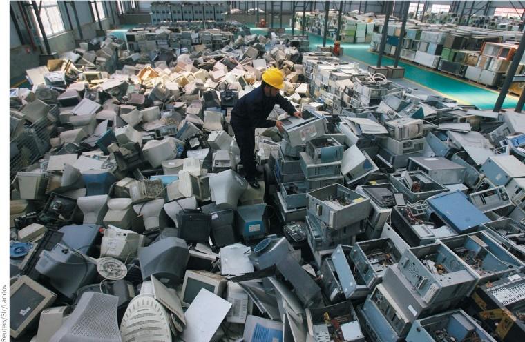 Waste electronics Computers replaced every ~18-24 months Perceived and oien obsolete soon E- waste electronic waste of high quality plas;cs and metals that comprise computers (and