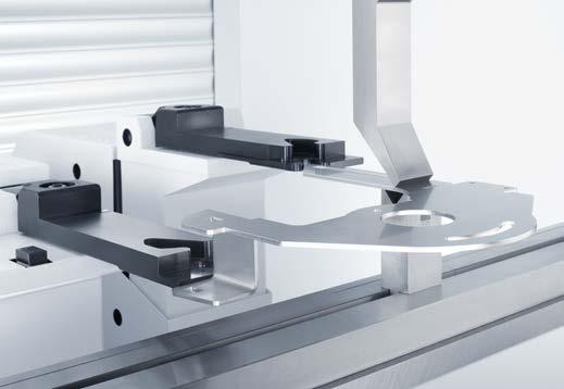 High productivity throughout, from programming and tool setup to the bending process.