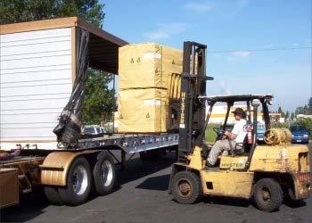 the load Raise the load as you approach the unloading point When backing out of a stacking situation, immediately lower your forks Move smoothly CARRY LOADS WITH THE LOAD FACING UPGRADE Unusual Loads