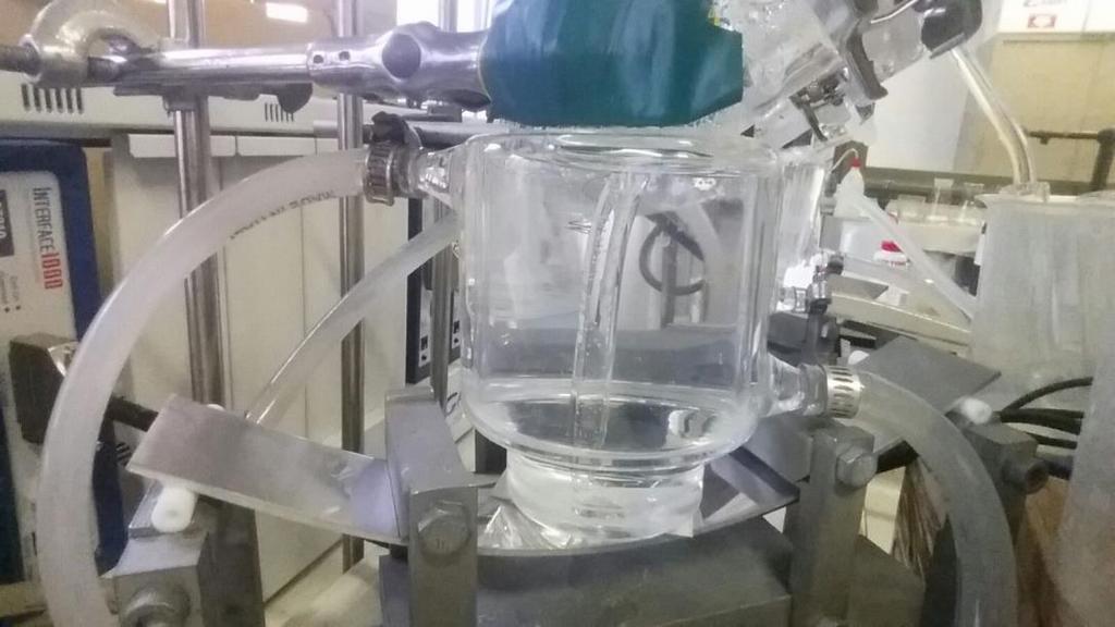 Materials, loaded specimens and electrochemical setup Electrochemical setup 4PPB SPECIMEN SIDE IN TENSION Double walled Pyrex O-ring cell