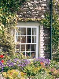 AUTHENTIC INNOVATION REHAU Heritage windows are designed with all the traditional detailing found in period sash windows,