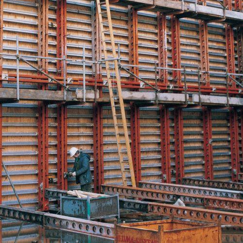 conical or other formwork configurations Using system clamps, scaffold tube and other
