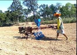 Depending on size of the seeder, working principle and structure of the seeding component and number of seeding rows; selling prices of seeding machines could vary from US$ 500 (NGN 10,000) to