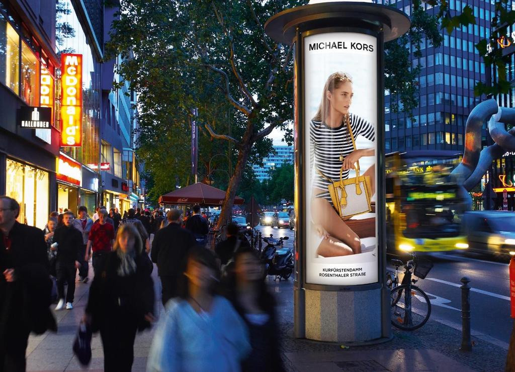 STRONG OUTDOOR FUNDAMENTALS Outdoor advertising: growing audiences Urbanization accelerates.