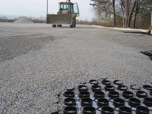 Grass Paver & Gravel Paver Permeable Paver Characteristics Manufactured from recycled HDPE (high density polyethylene) with UV inhibitors and extreme PH tolerances, the confined cell structure allows