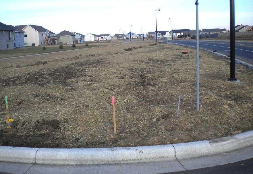 Erosion Control BMPs MULCH Straw mulch is primarily used as temporary stabilization. It can also be used to establish permanent vegetation after seeding occurs.