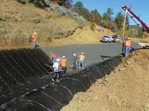 Support System Tendons suspend the GEOWEB material over geomembranes, hard surfaces, or steep slopes
