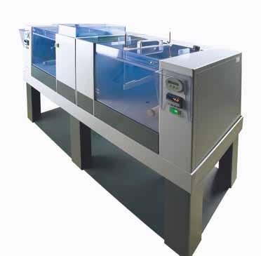 The floor-mounted or table units in a compact construction include all process steps from developing, etching and rinsing (optional stripping) in one unit and enable the production of