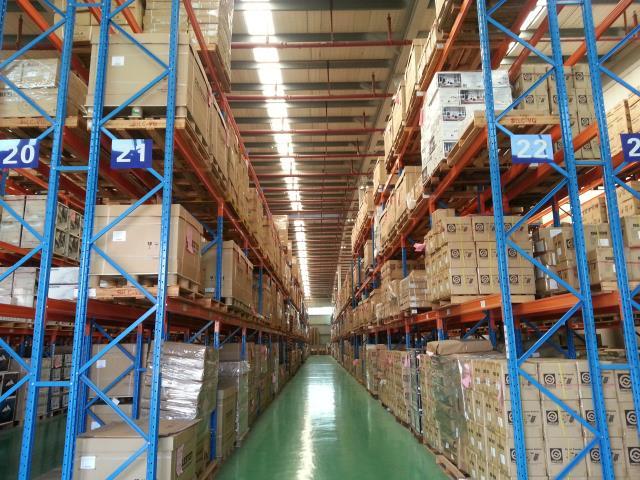 The company is now operating 8 warehouse compartments at Shenzhen South China International