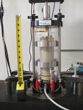 Resilient Modulus (M R ) The Resilient Modulus Test is performed in the lab (AASHTO T 307, ASTM D 2844).