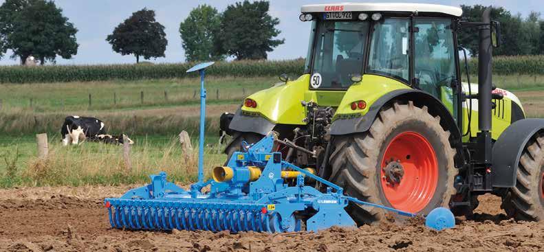 In addition to changing the speed with the shift lever, the direction of rotation of the tines can be changed from grip to drag without replacing the tines.