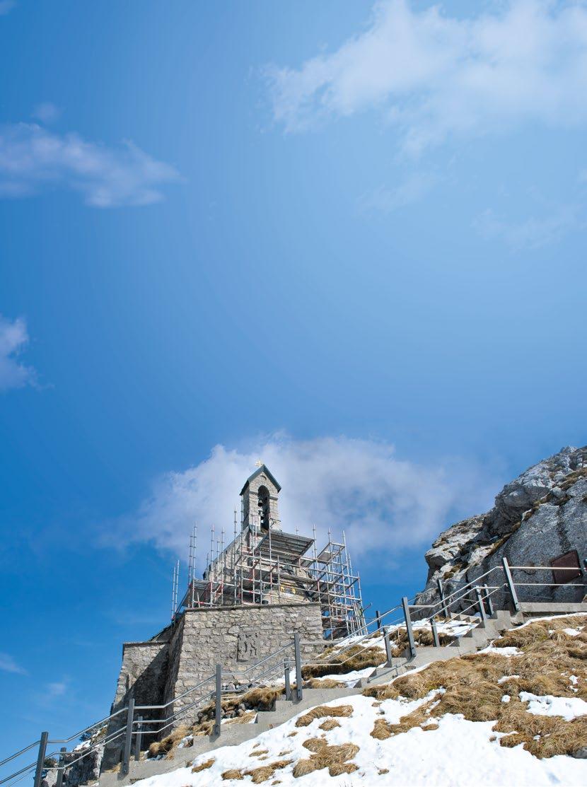 REMONDIS SERVICES Close to the sky EXTENSIVE EXPERTISE REQUIRED TO ERECT SCAFFOLDING AT THE TOP OF A MOUNTAIN Speed and smart logistics were needed to renovate Germany s highest church.