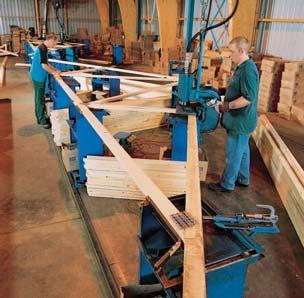 Howarth Timber Engineered Solutions provides technical advice, design guidance and installation information for each project. HTE offer two design options: 1.