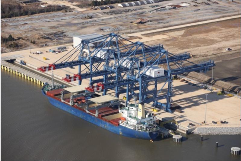 The Alabama State Port Authority and Mobile Container Terminal LLC jointly invested $300 million in the new container terminal that expands capacity to 800,000 TEUs in the initial two phases of build