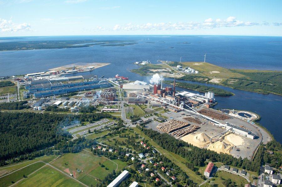 Located in a seaport Oulu paper mill is the largest coated