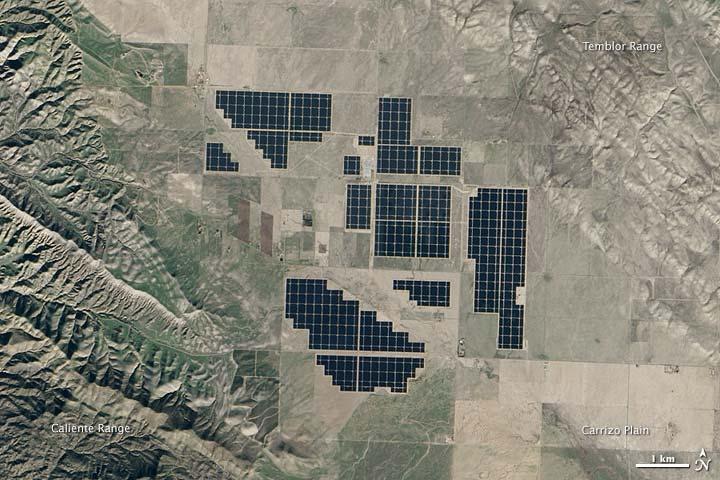 Topaz Solar Farm is a 550 megawatt (MW) photovoltaic power station