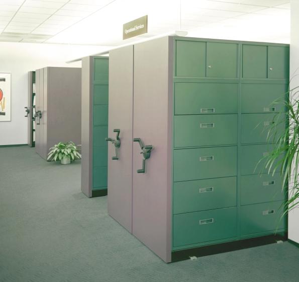 Mobile Versatility With Aurora Mobile, any number of office storage solutions are possible.