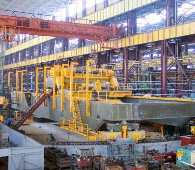 Equipment is designed by VNIIPTMASH, which is the head branch institute involved in the design of heavy cranes.