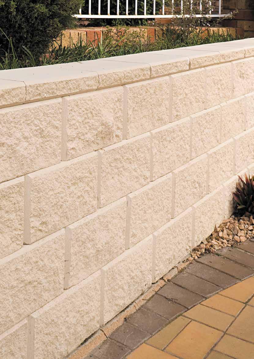 how to choose your retaining wall Range Height Curved/Straight Walls Max Radius (Curved Wall) Steps Bribie 360mm Straight and Curved Walls 450mm N/A Daintree 800mm Straight and Curved Walls 670mm Yes