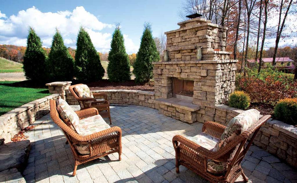 Products: Grand Flagstone, Belvedere, Round Fire Pit