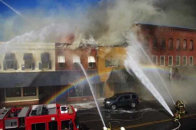 A REPORT OF THE ECONOMIC IMPACT ANALYSIS PROGRAM ECONOMIC EMERGENCY REPORT Economic Impact of a Fire on Main Street in Melrose, Minnesota Prepared by Brigid Tuck and Neil Linscheid, October 2016