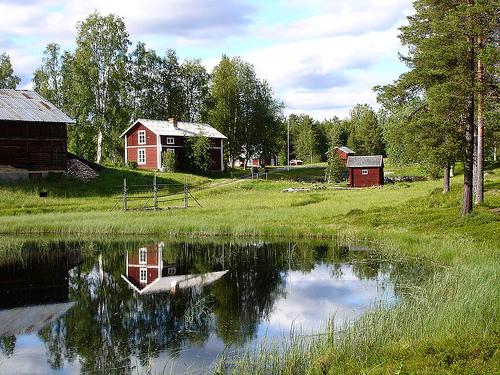 1. Sweden general facts Inhabitants: 9,0 million Area: 450 000 km² Average life expectancy: men 77.5 years, women 82.