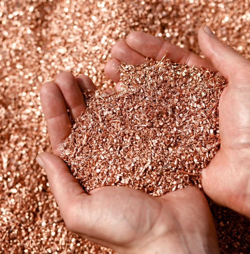 Closing the loop a mutual give and take Example: Telekom Aurubis and Telekom: Aurubis subsidiary CABLO extracts highpurity copper granules from cable scrap» Aurubis receives cable scrap with a copper