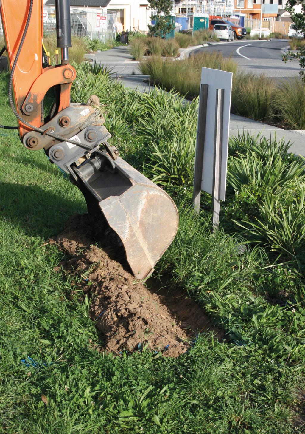 Keep dirty and clean water separate Build silt fences to keep dirty water (containing soil and sediment) away from stormwater drains.