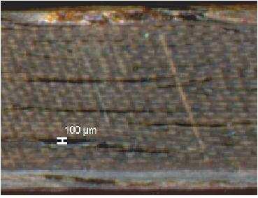 the sample with a similar thickness (figure 13 and zoom in figure 14). This delamination is not only the result of the aging.