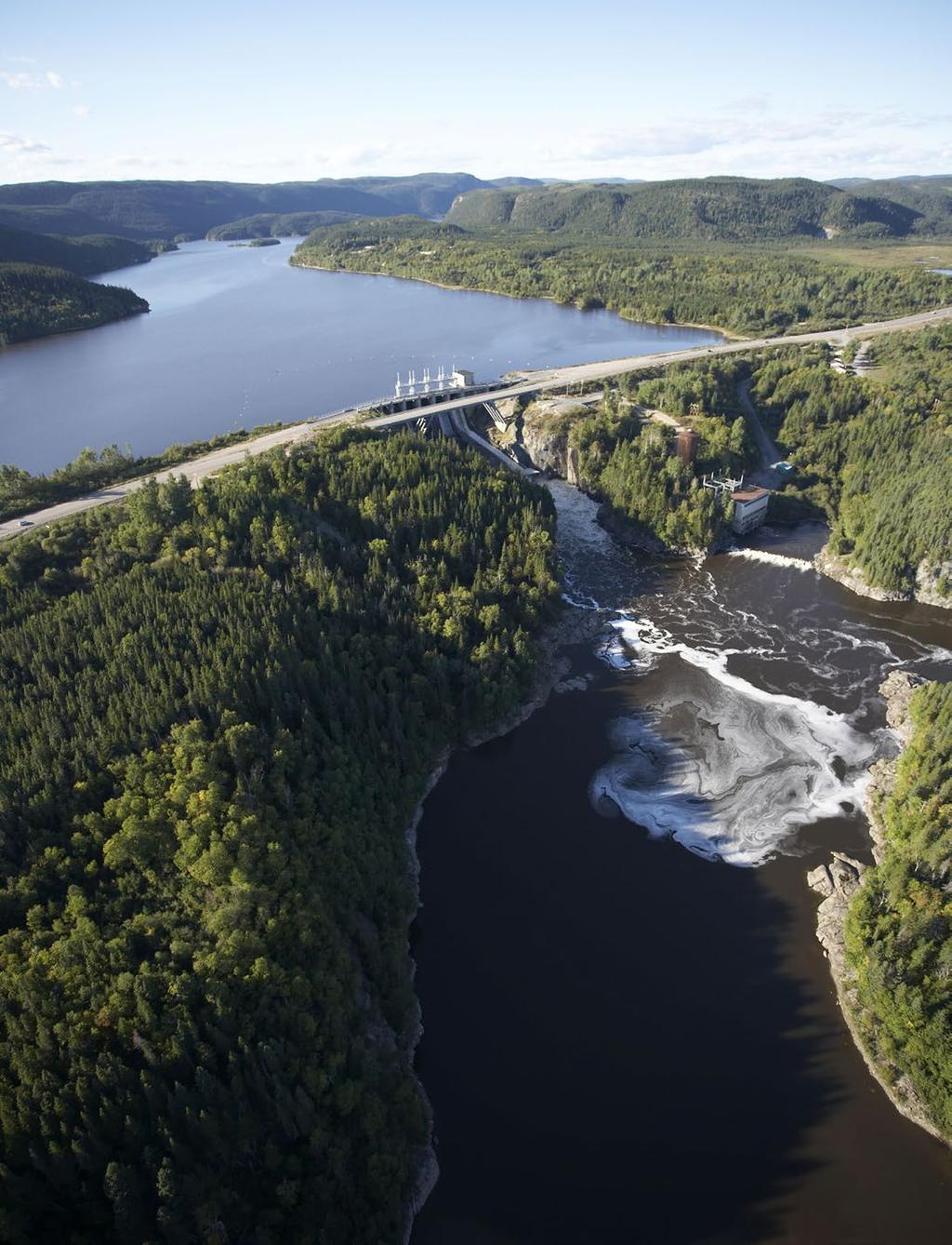 Global Reporting Initiative Index Image: The Sept-Iles power plant supplies power to the town of Sept-Iles