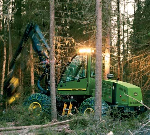 HARVESTERS VERSATILE PERFORMANCE FROM JOHN ENVIRONMENTALLY FRIENDLY CHOICE. RELIABLE HARVESTER HEADS. FIRST THINNING: 770D.