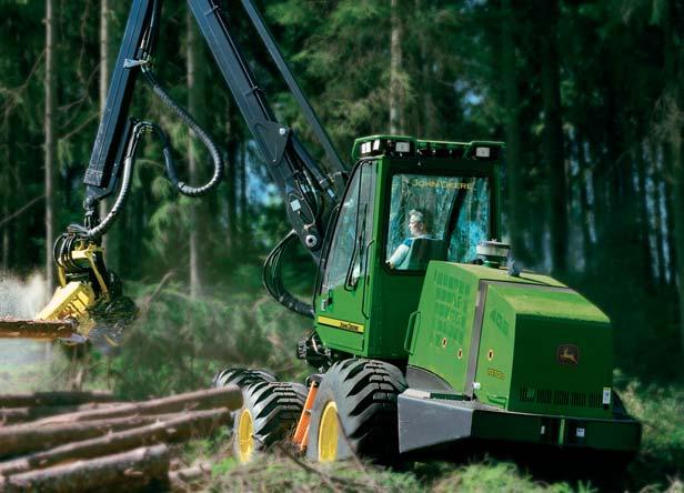 DEERE HARVESTERS. The stability of the harvester, the low centre of gravity and the efficient frame brake make processing wood smooth and safe.
