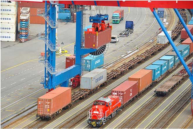 feature 700-metre sidings, sufficient for handling entire freight trains the 200 lead freight ranked trains port/system reach or in leave