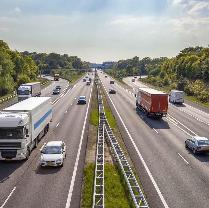 Engage your customer via a leading connected vehicle solutions provider New value-added solutions for fleets with WL Connected Trucks and EFFITRAILER TM supports MICHELIN solutions, a Michelin group