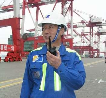 Sustainable Development in Shanghai Port VII Improve the information management Shanghai