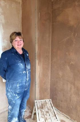 On this Plastering Course you will learn all aspects of plastering, from the correct preparation procedures through to the perfect finished surface, health and safety requirements, and the correct