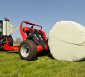 Secure bale pick-up with a strong loading arm The build of the rugged loading arm is very solid and it ensures that bales are