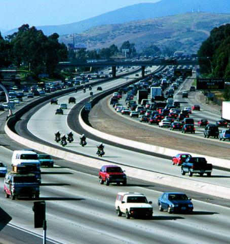 HOT (High Occupancy / Toll) lanes are a Promising Innovation Add new lanes to existing freeways & charge to use new capacity: allow single occupancy drivers to pay tolls while carpools are free Tolls