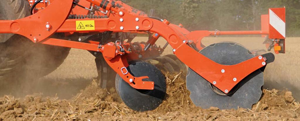 PRECISE LEVELLING FROM THE DRIVING SEAT The levelling discs are continuously adjustable so that they