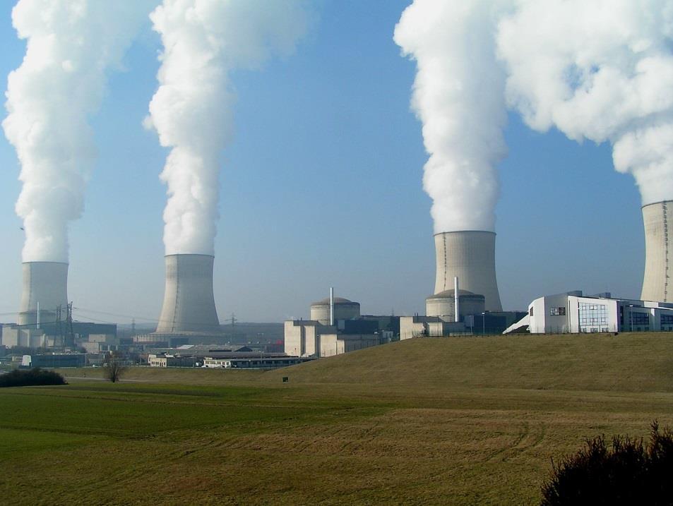 Lesson Eleven Energy Resources Nuclear Power Plant_ http://commons.wikimedia.org/wiki/commons:gnu_free_documentation_license_1.