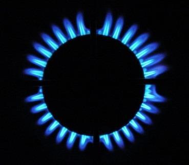 KS3 Science: Year 7 Module Three: Organisms, Mixtures, Energy Resources Natural gas is mainly used in two ways: In homes, other buildings and factories to provide heat for cooking and to keep people