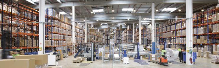 Picking area: 1,312 ft of conveyors with pick-to-light The order fulfillment area is composed of two carton flow racking blocks for boxes with pick-to-light systems allocated to high consumption